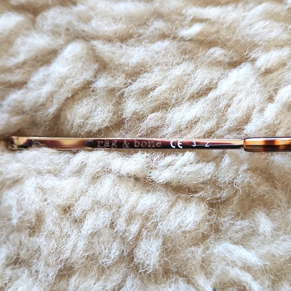 Gorgeous NWT Rag & Bone Aviator Sunglasses with Gradient Lens - Picture 6 of 14